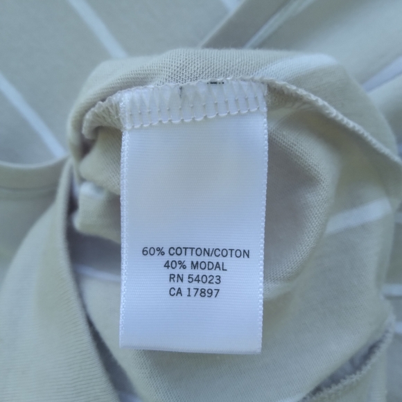 Banana Republic size xs super cute shirt - Picture 6 of 6